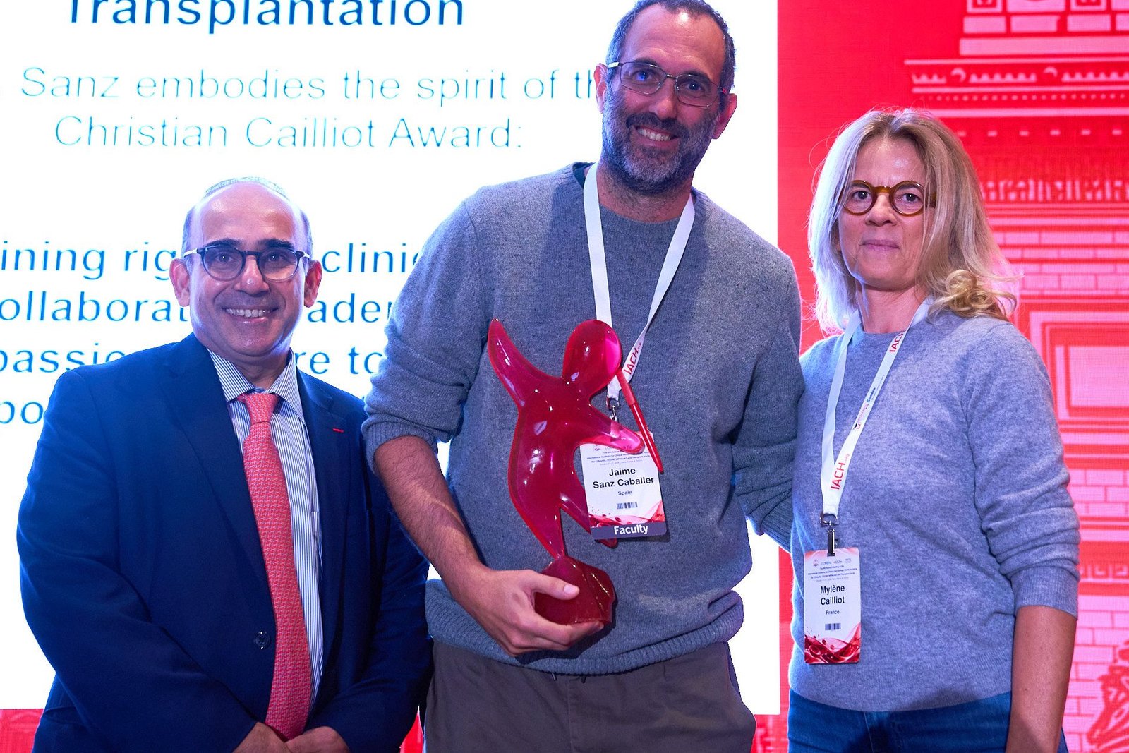 Jaime Sanz Caballer receives the Christian Cailliot Clinical Research Award